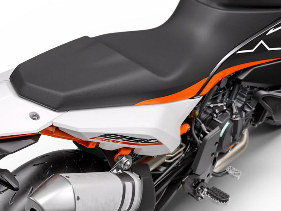 2024 KTM 890 SMT