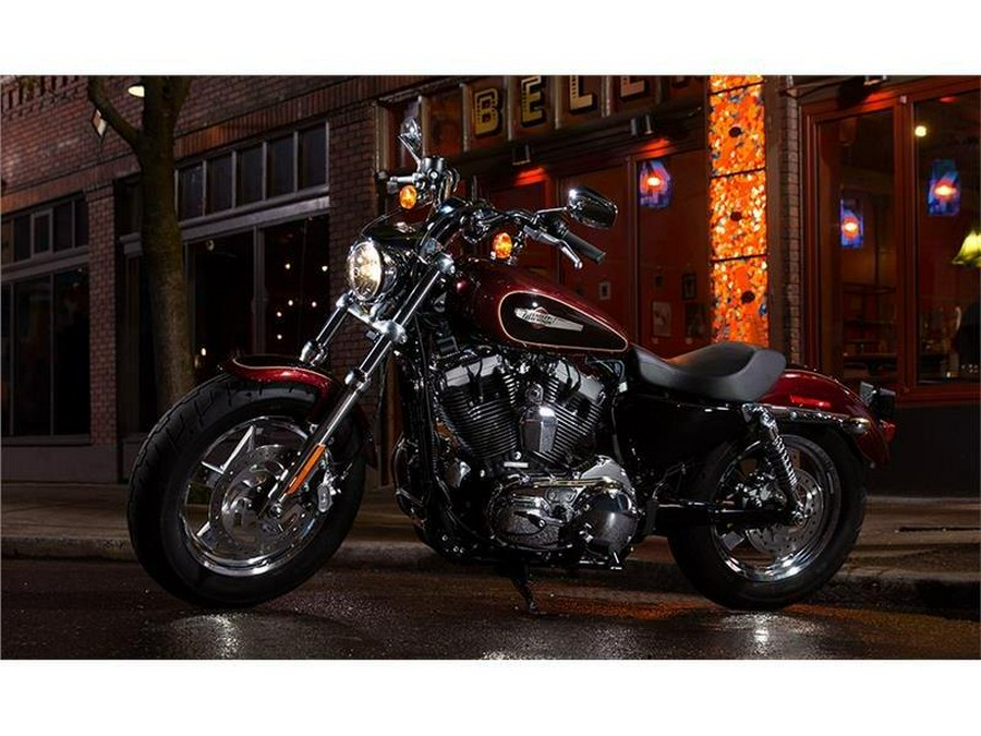 2015 Harley-Davidson 1200 Custom