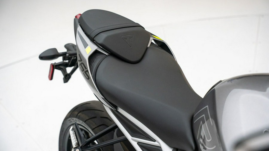 2024 Triumph Street Triple 765 R Silver Ice