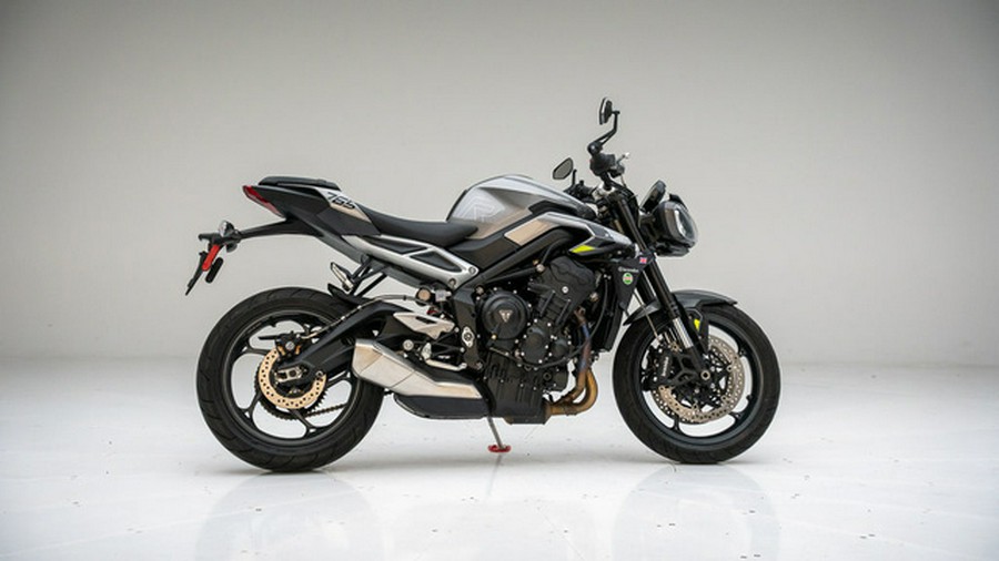 2024 Triumph Street Triple 765 R Silver Ice