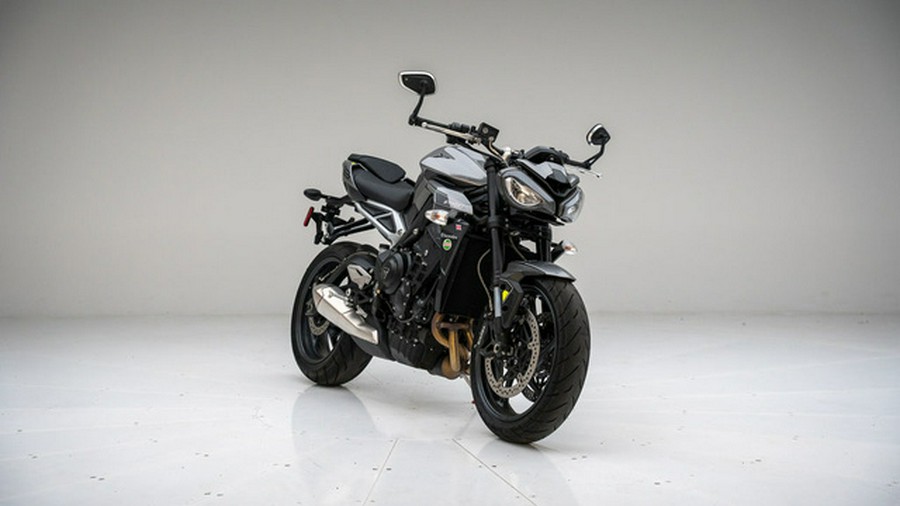 2024 Triumph Street Triple 765 R Silver Ice