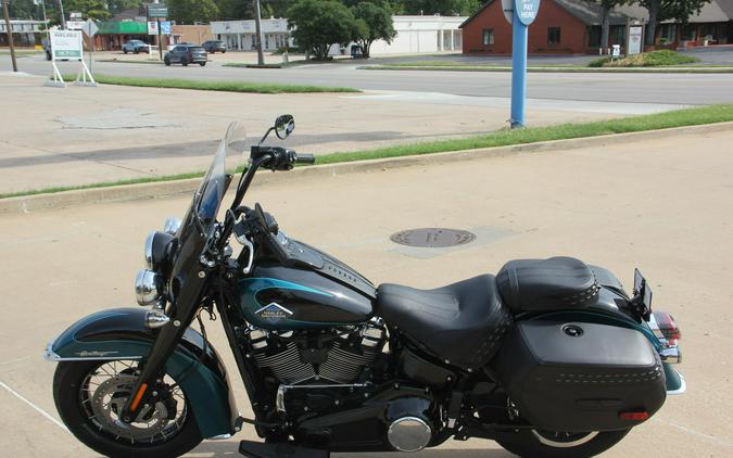 2026 Harley-Davidson FLHC Heritage Classic
