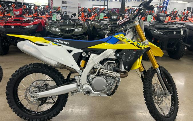 2024 Suzuki RM-Z450 First Look [with RM Army Kit]