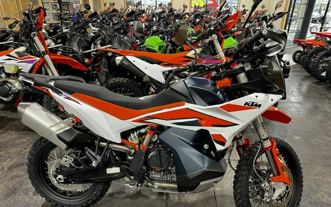 2024 KTM 890 Adventure R