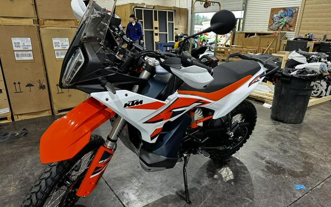 2024 KTM 890 Adventure R