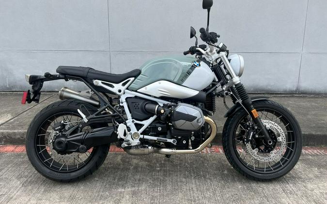 2023 BMW R nineT Scrambler 719 Underground/Light White