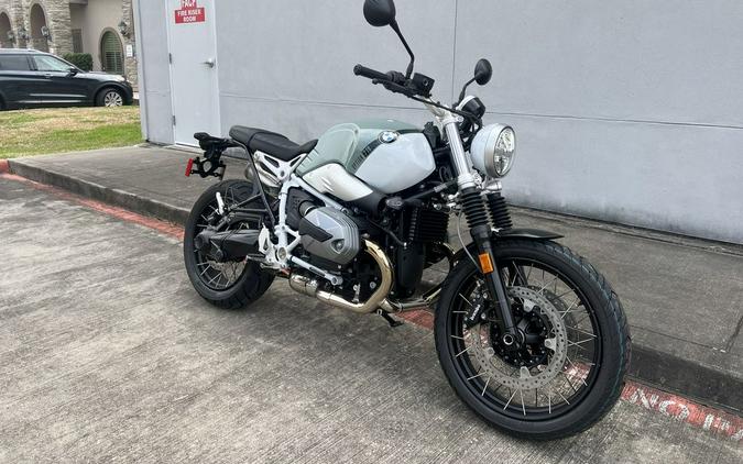 2023 BMW R nineT Scrambler 719 Underground/Light White