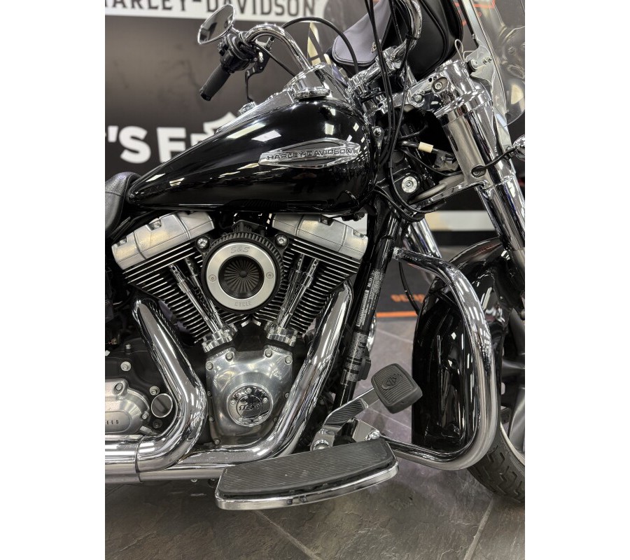 2015 Harley-Davidson Switchback Vivid Black FLD