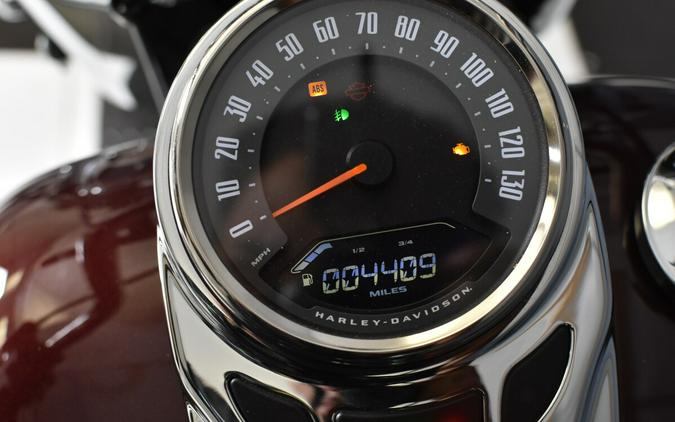 2022 Harley-Davidson Heritage Classic 114 Midnight Crimson (Chrome Finish w/Cast Wheels)