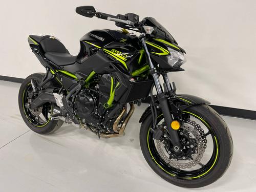 2020 Kawasaki Z650 Review (11 Fast Facts – Urban + Sport Motorcycle)