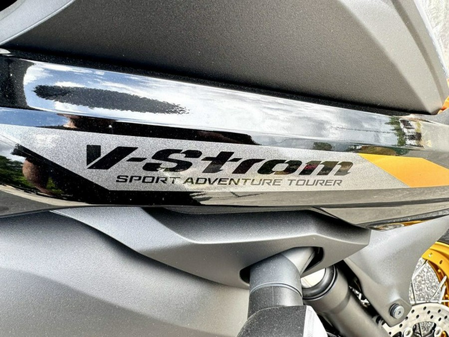 2025 Suzuki V-Strom 650XT Adventure