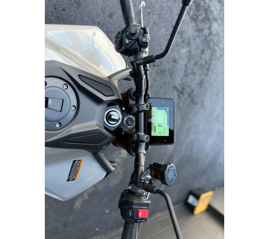 2025 Yamaha MT-09 SP