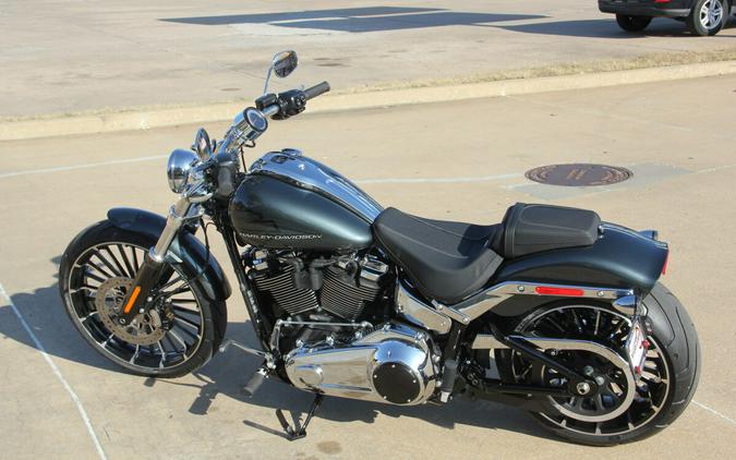 2026 Harley-Davidson Breakout