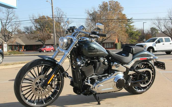 2026 Harley-Davidson Breakout