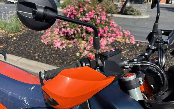 2027 KTM 890 Adventure R Rally