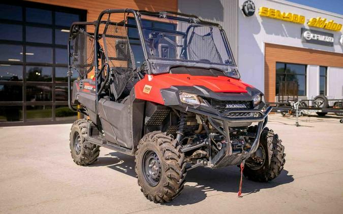 2017 Honda® Pioneer 700-4