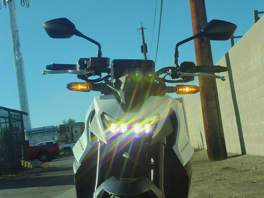 2025 Honda CB750 Hornet