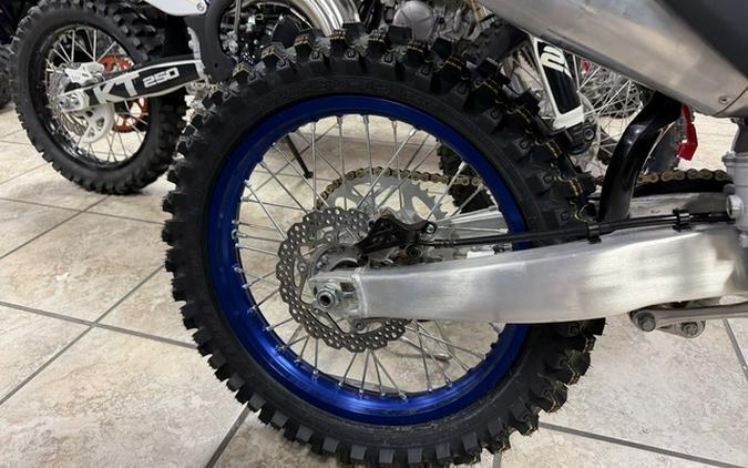 2027 Yamaha YZ 450F