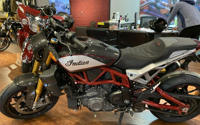 2022 Indian Motorcycle FTR R CARBON