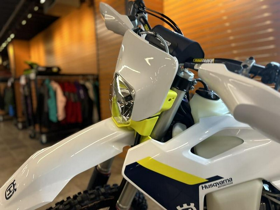 2025 Husqvarna® TE 300