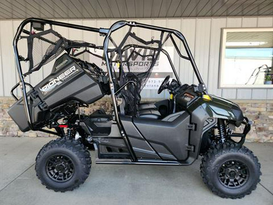 2026 Honda Pioneer 700-4 Deluxe
