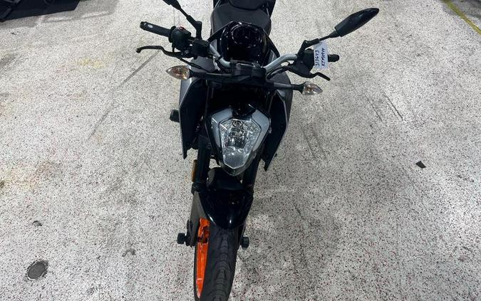 2023 KTM 200 Duke