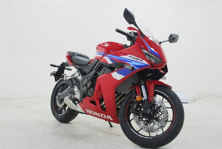 2026 Honda CBR650R E-Clutch