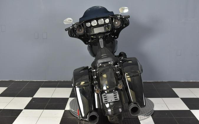 2018 Harley-Davidson Street Glide Special Vivid Black