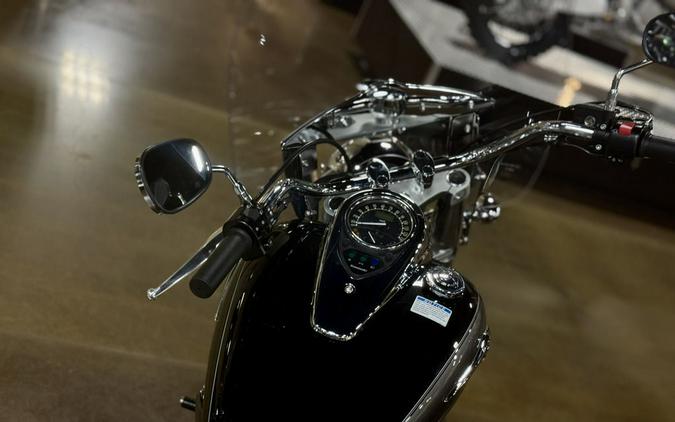 2026 Kawasaki Vulcan® 900 Classic LT