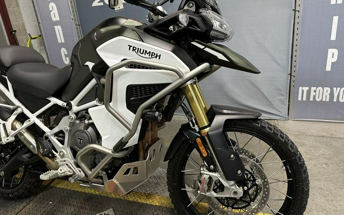 2023 Triumph Tiger 1200 Rally Explorer Matte Khaki Green