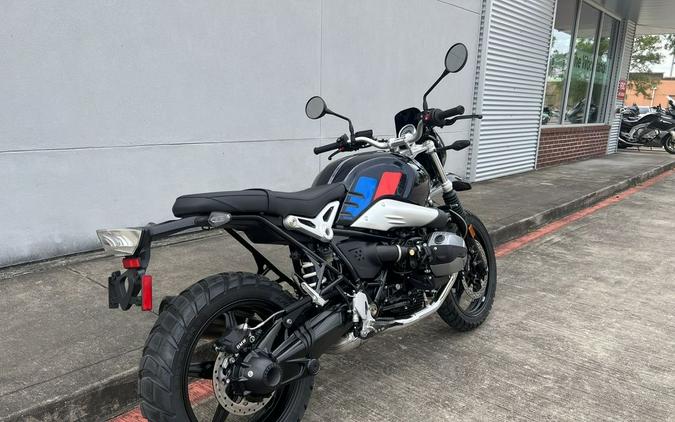 2023 BMW R nineT Urban G/S Imperial Blue Metallic