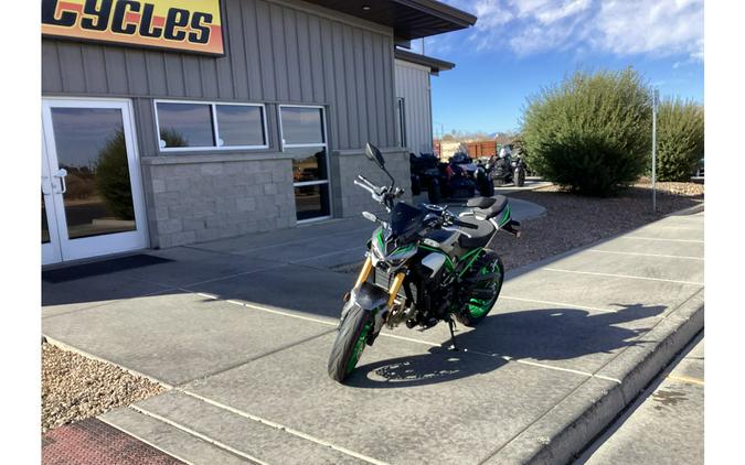 2025 Kawasaki Z900 SE ABS