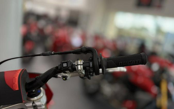 2026 Ducati Desmo450 MX