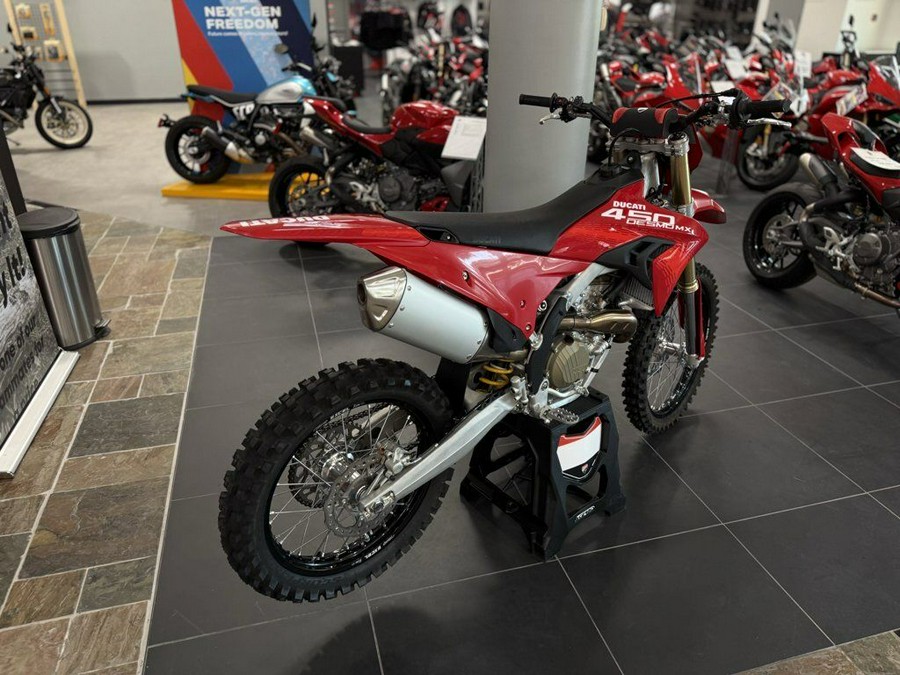 2026 Ducati Desmo450 MX
