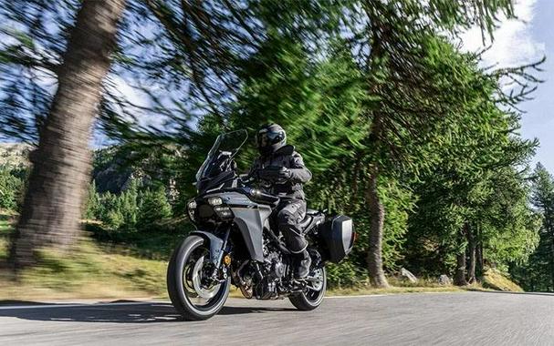 2025 TRACER 9 - Yamaha