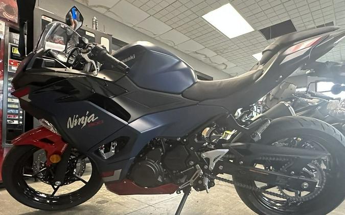2026 Kawasaki Ninja® 500 ABS