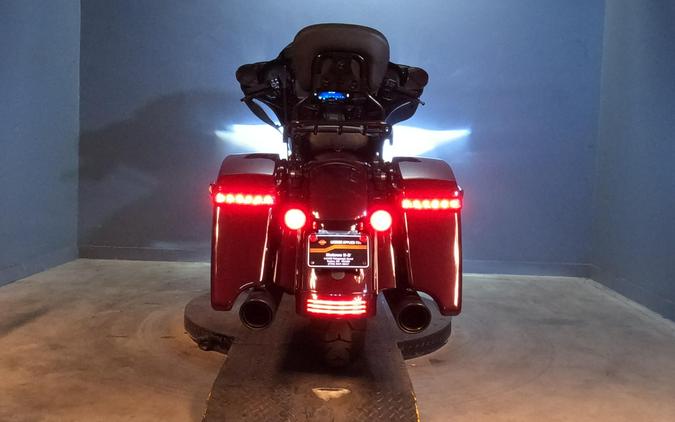 2022 Harley-Davidson Street Glide Special Midnight Crimson/Vivid Black