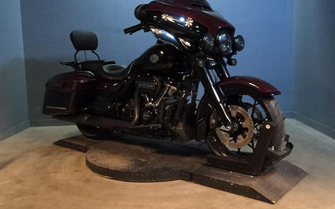 2022 Harley-Davidson Street Glide Special Midnight Crimson/Vivid Black