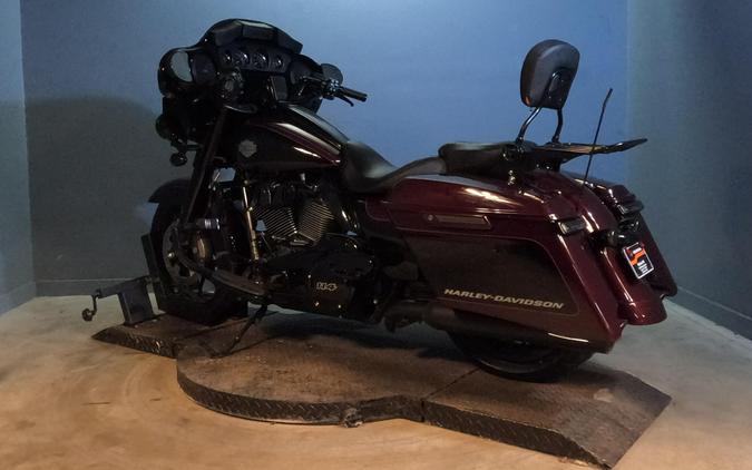 2022 Harley-Davidson Street Glide Special Midnight Crimson/Vivid Black