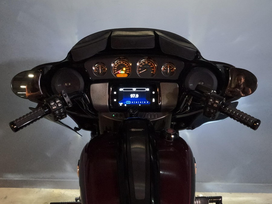 2022 Harley-Davidson Street Glide Special Midnight Crimson/Vivid Black