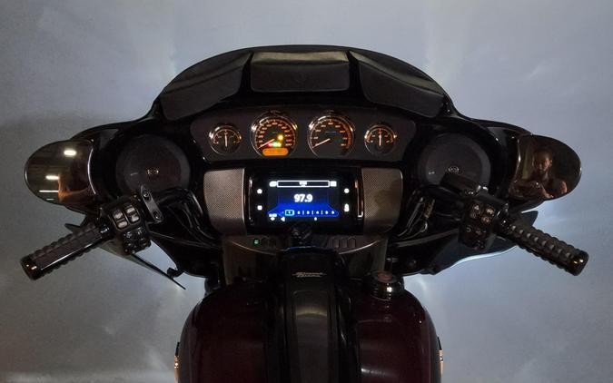 2022 Harley-Davidson Street Glide Special Midnight Crimson/Vivid Black