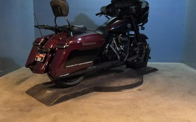 2022 Harley-Davidson Street Glide Special Midnight Crimson/Vivid Black