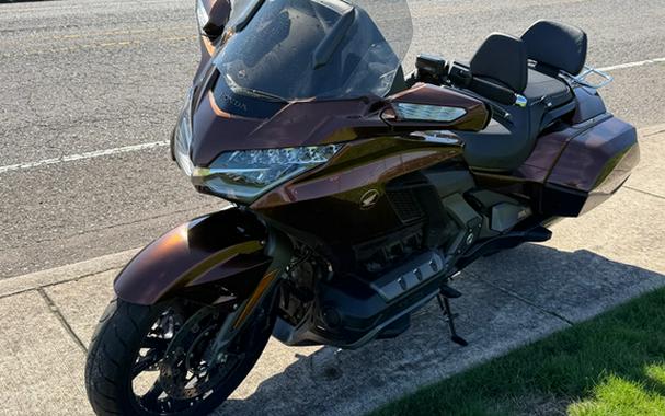 2018 Honda Gold Wing Pearl Stallion Brown