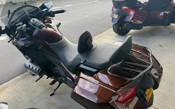 2018 Honda Gold Wing Pearl Stallion Brown