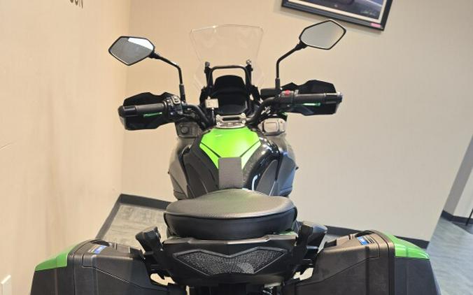 2022 Kawasaki Versys® 650 Candy Lime Green/Metallic Flat Spark Black/Metallic Spark Black