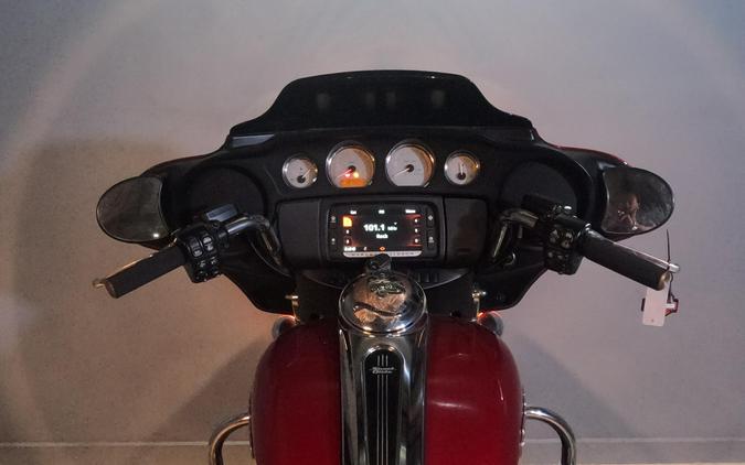 2018 Harley-Davidson Street Glide Wicked Red