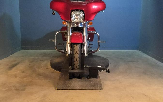 2018 Harley-Davidson Street Glide Wicked Red