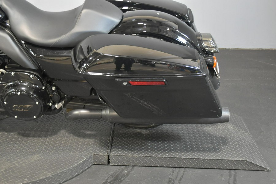 2022 Harley-Davidson Road Glide ST Vivid Black