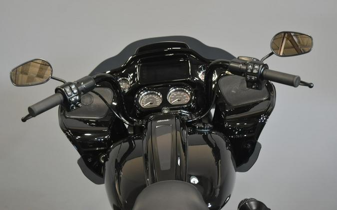2022 Harley-Davidson Road Glide ST Vivid Black