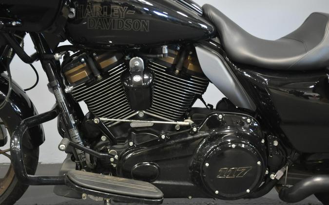 2022 Harley-Davidson Road Glide ST Vivid Black